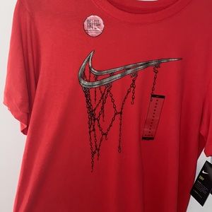 NIKE DRIFIT MEDIUM SHIRT